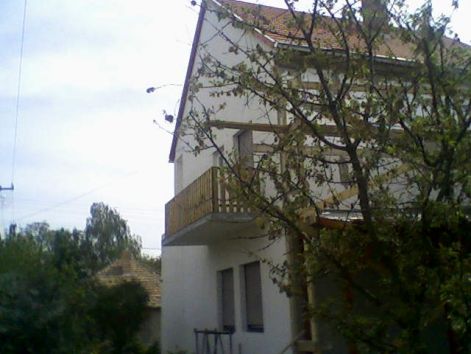 almadi_nyaralo_szinezese_2010_majus.jpg