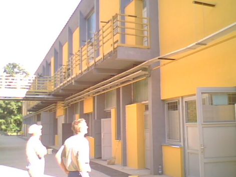 img0208a.jpg